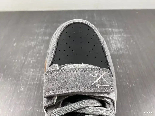 Rep MAX SCOTT JORDAN TRAVIS THE X CHECK FZ8117-001 CUT 0514